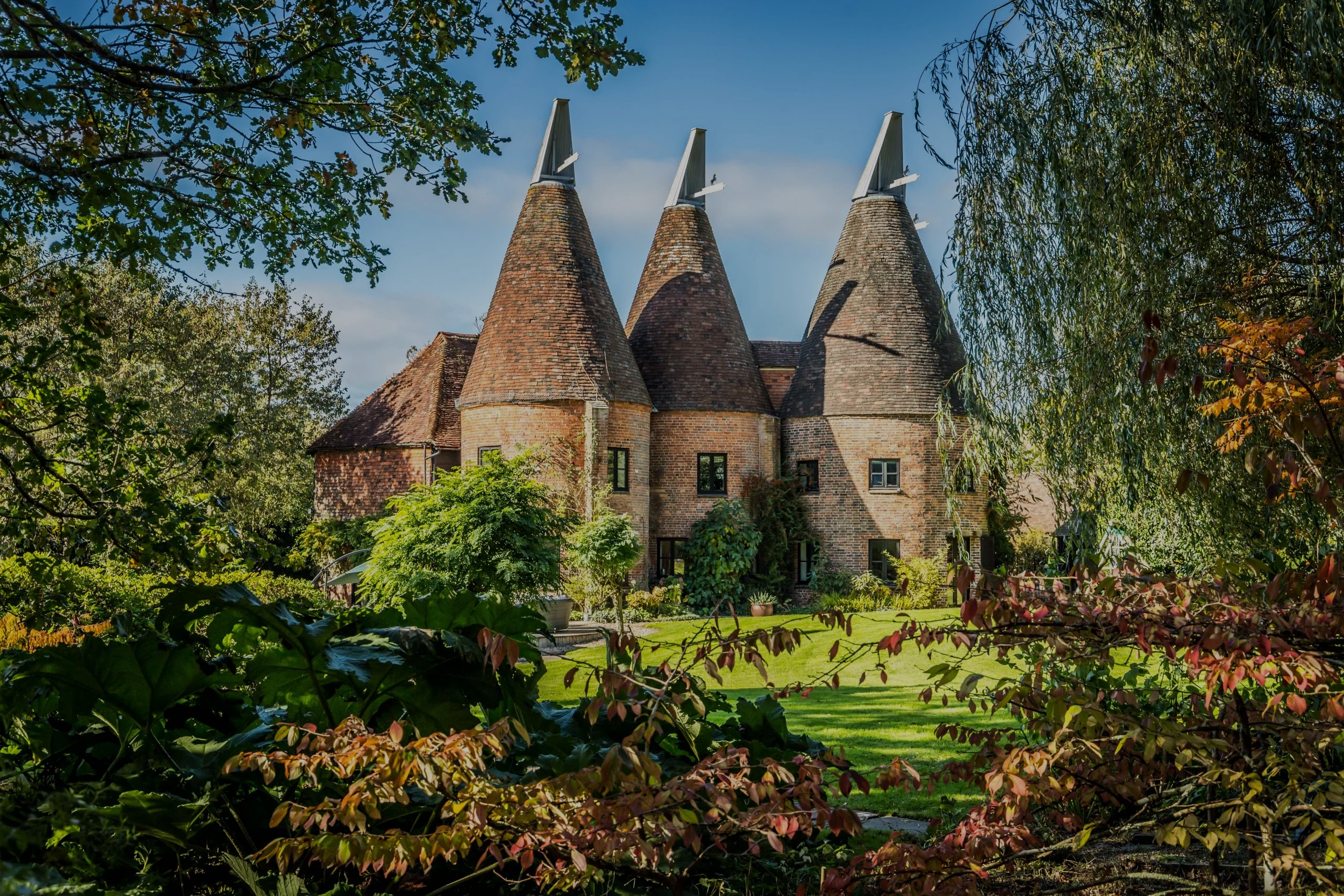 Oblongata oast houses